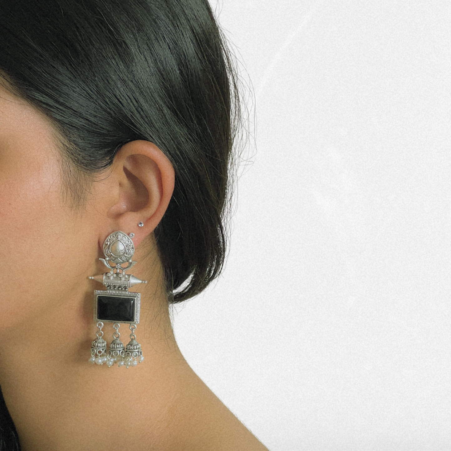 RASIYA EARRINGS (BLACK)
