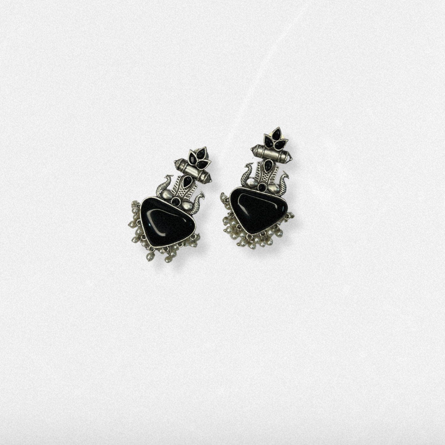 PADMINI EARRINGS (BLACK)